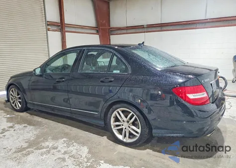 2012 Mercedes-Benz C 300 4Matic from USA, damaged, VIN WDDGF8BB6CR229492